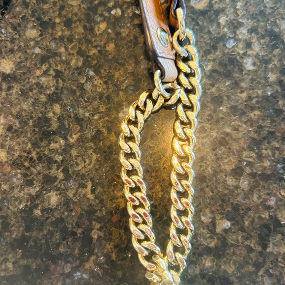 Michael Kors Monogram Beige Shoulder Bag - Picture 3 of 7